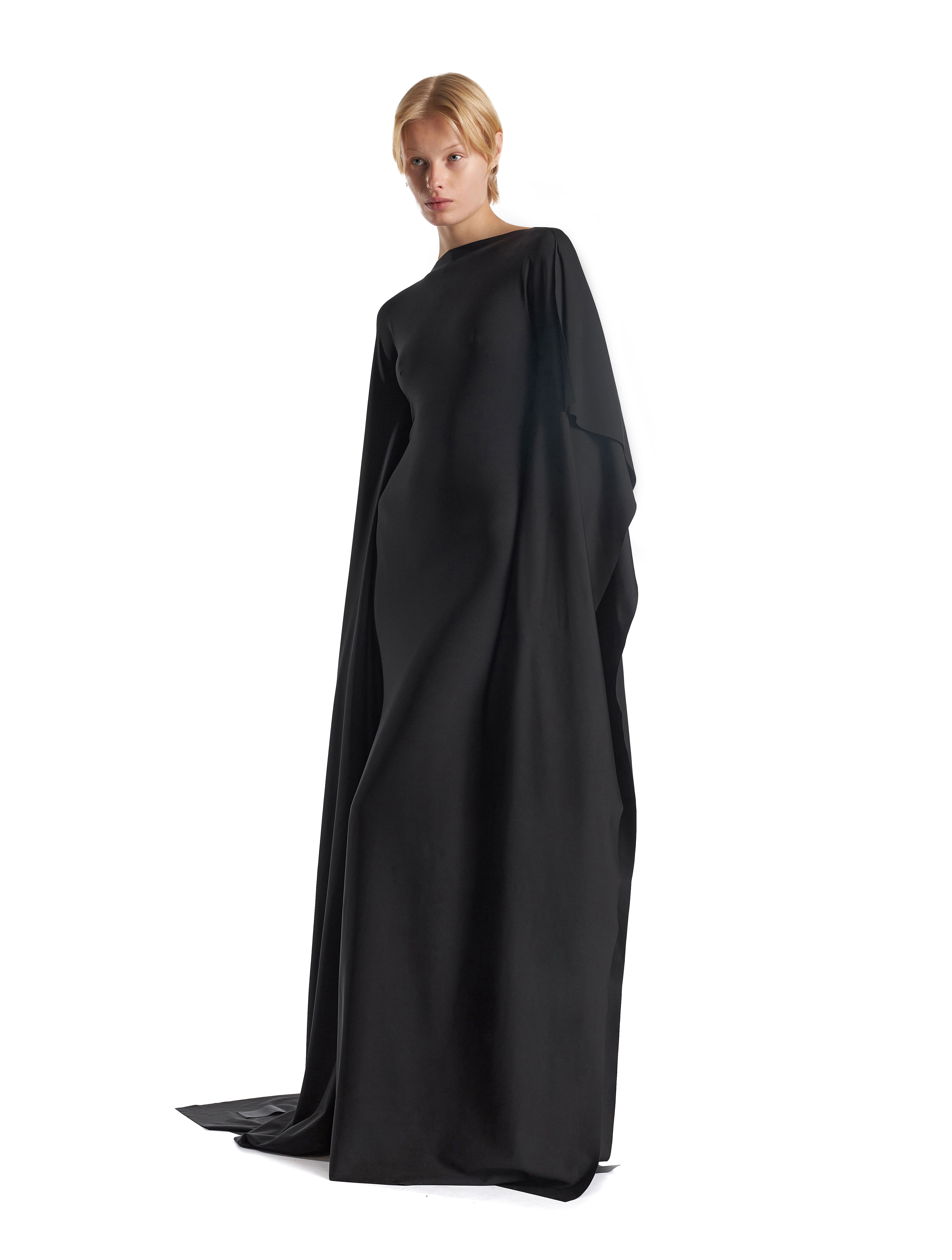 second dress 790