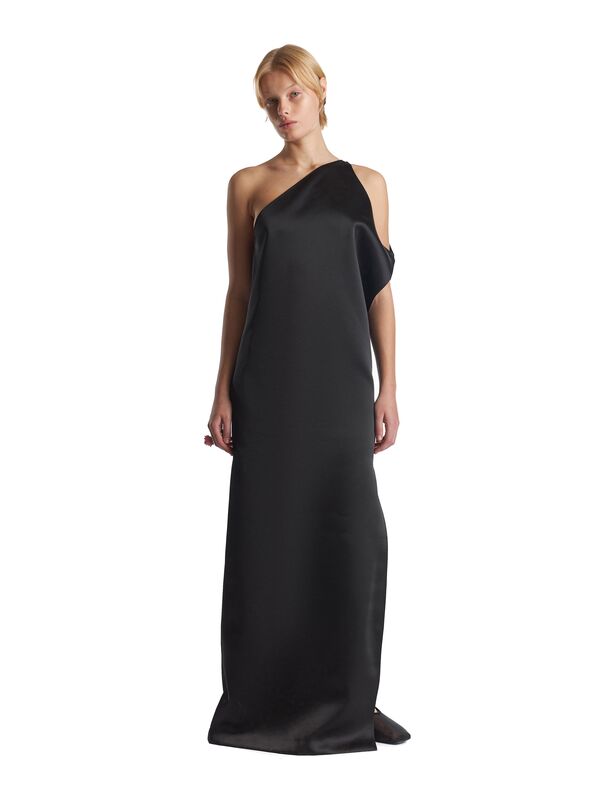 second dress 425