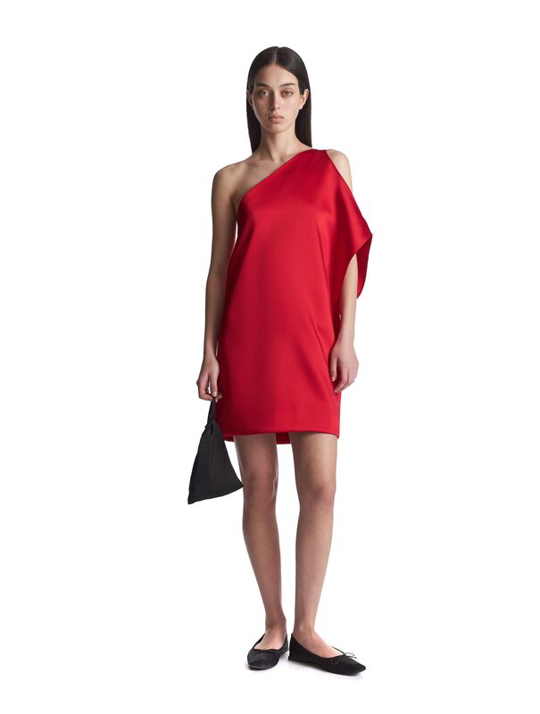 second dress 1381