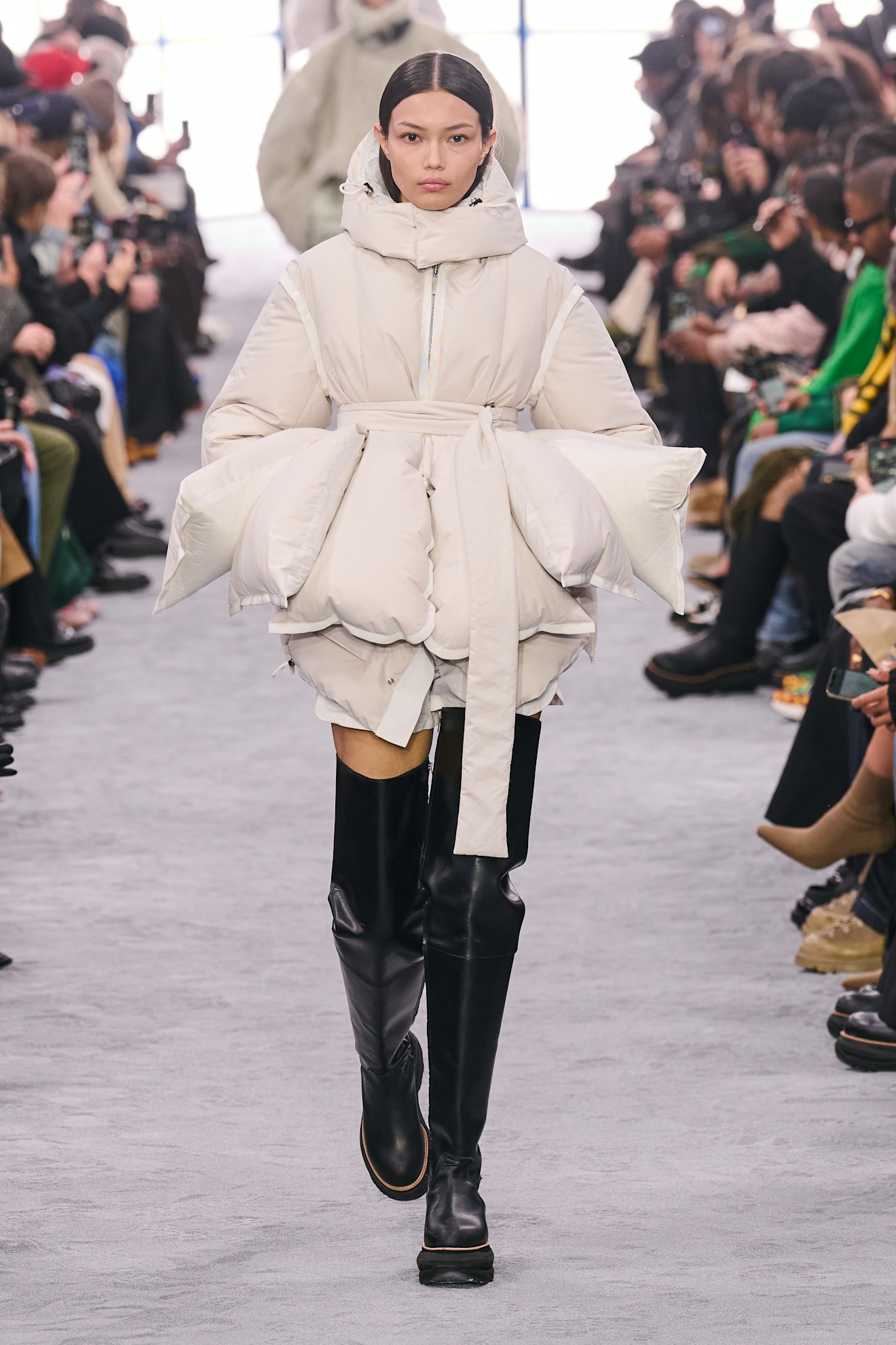Sacai m F24 007