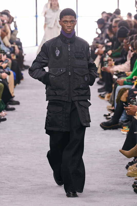 Sacai m F24 002