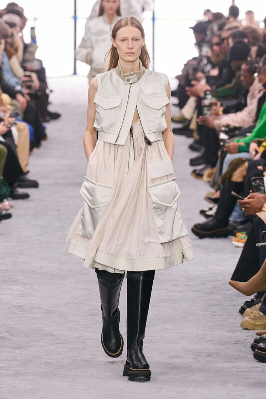 Sacai m F24 003