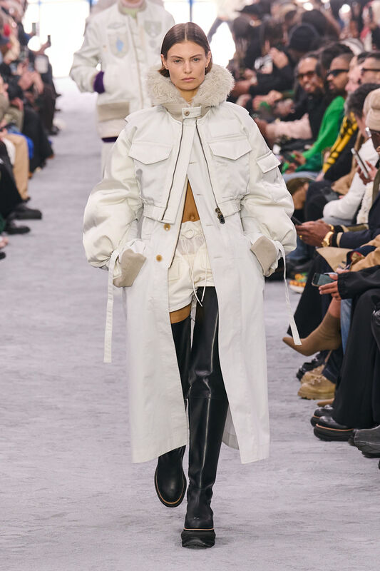Sacai m F24 005