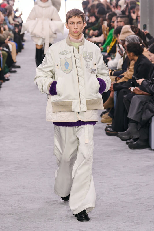 Sacai m F24 006