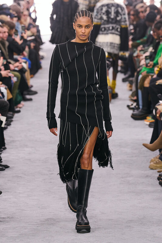 Sacai m F24 023