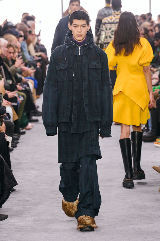 Sacai m F24 026