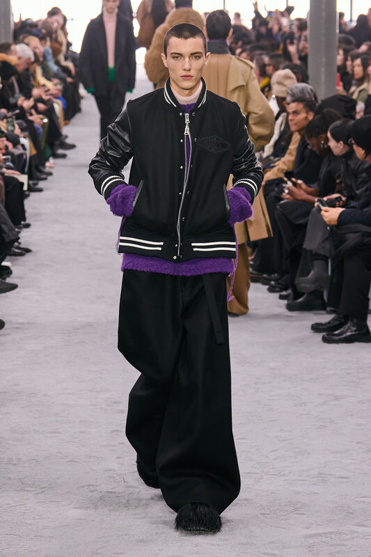 Sacai m F24 040