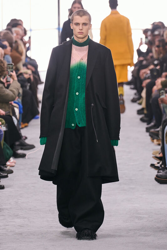 Sacai m F24 043