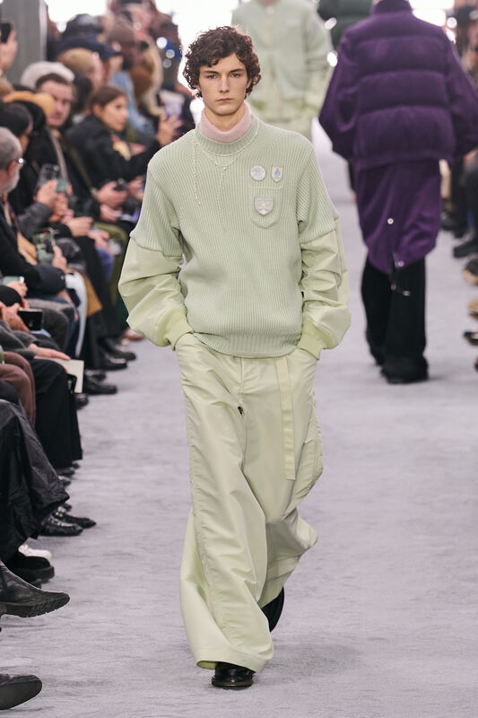 Sacai m F24 046