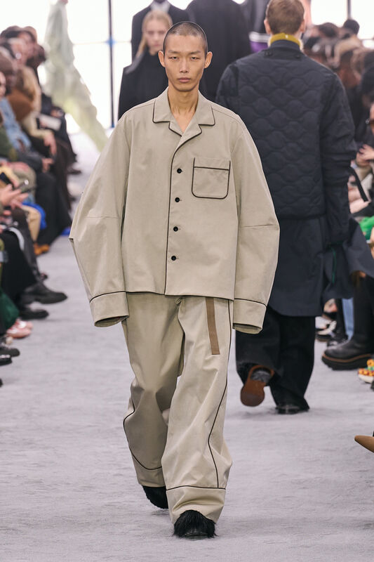 Sacai m F24 051