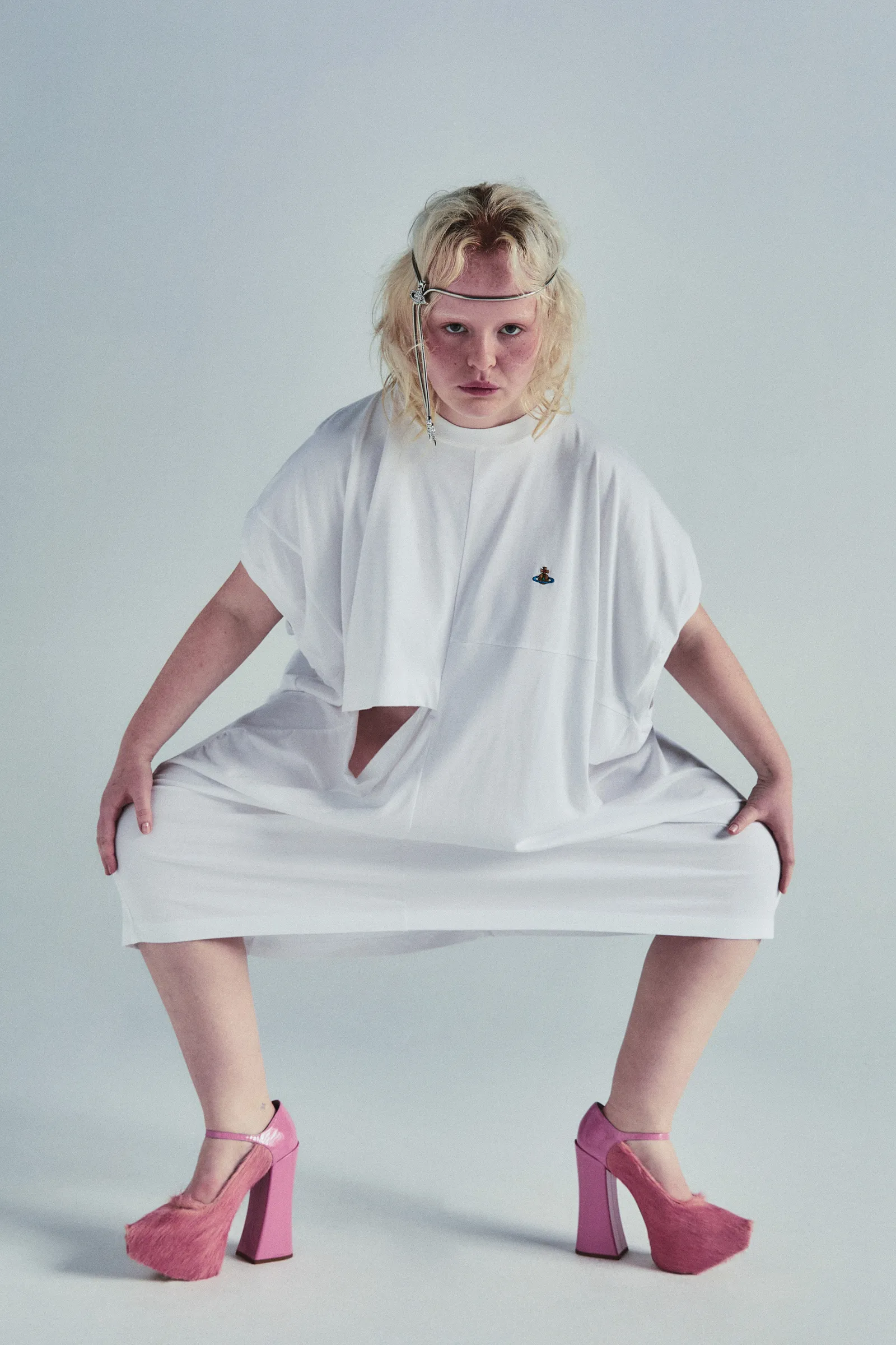00001-vivienne-westwood-spring-2024-ready-to-wear-credit-brand