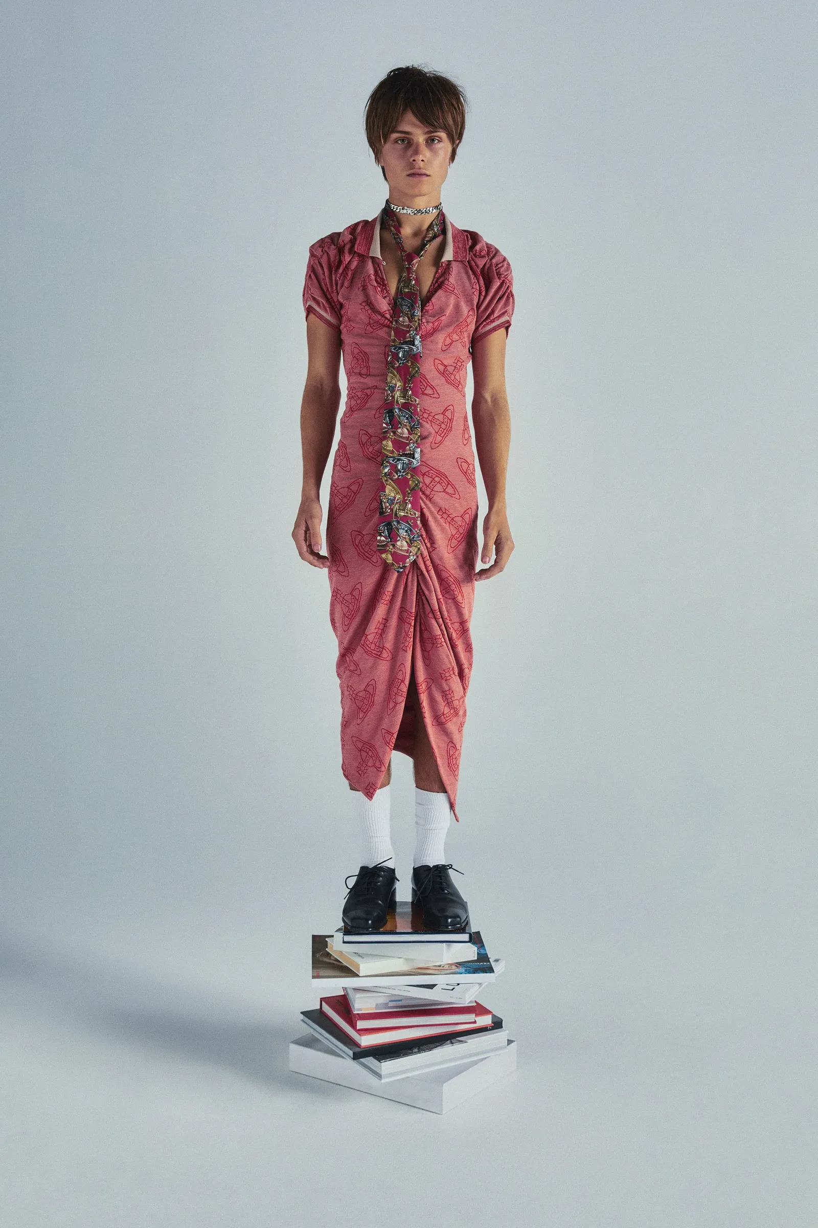 00002-vivienne-westwood-spring-2024-ready-to-wear-credit-brand