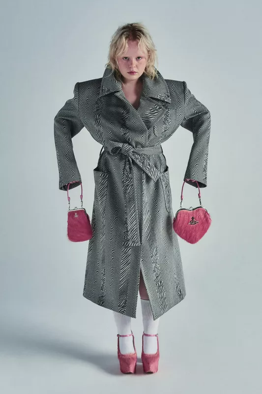 00028-vivienne-westwood-spring-2024-ready-to-wear-credit-brand