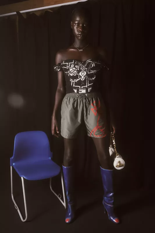 00051-vivienne-westwood-spring-2024-ready-to-wear-credit-brand