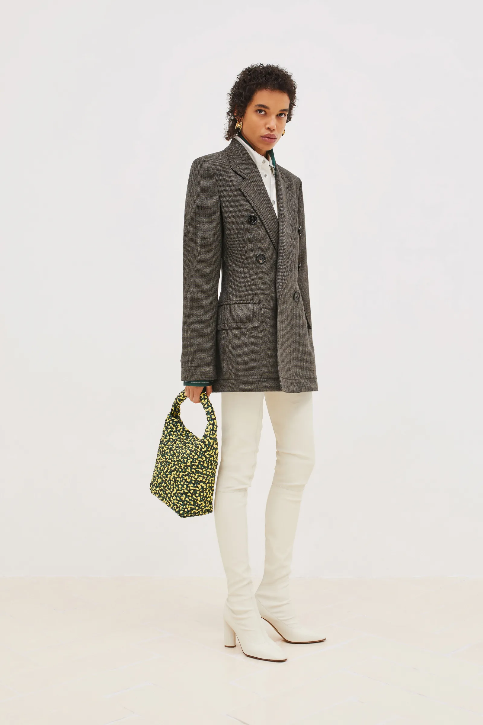 00001-bottega-veneta-resort-2024-credit-brand