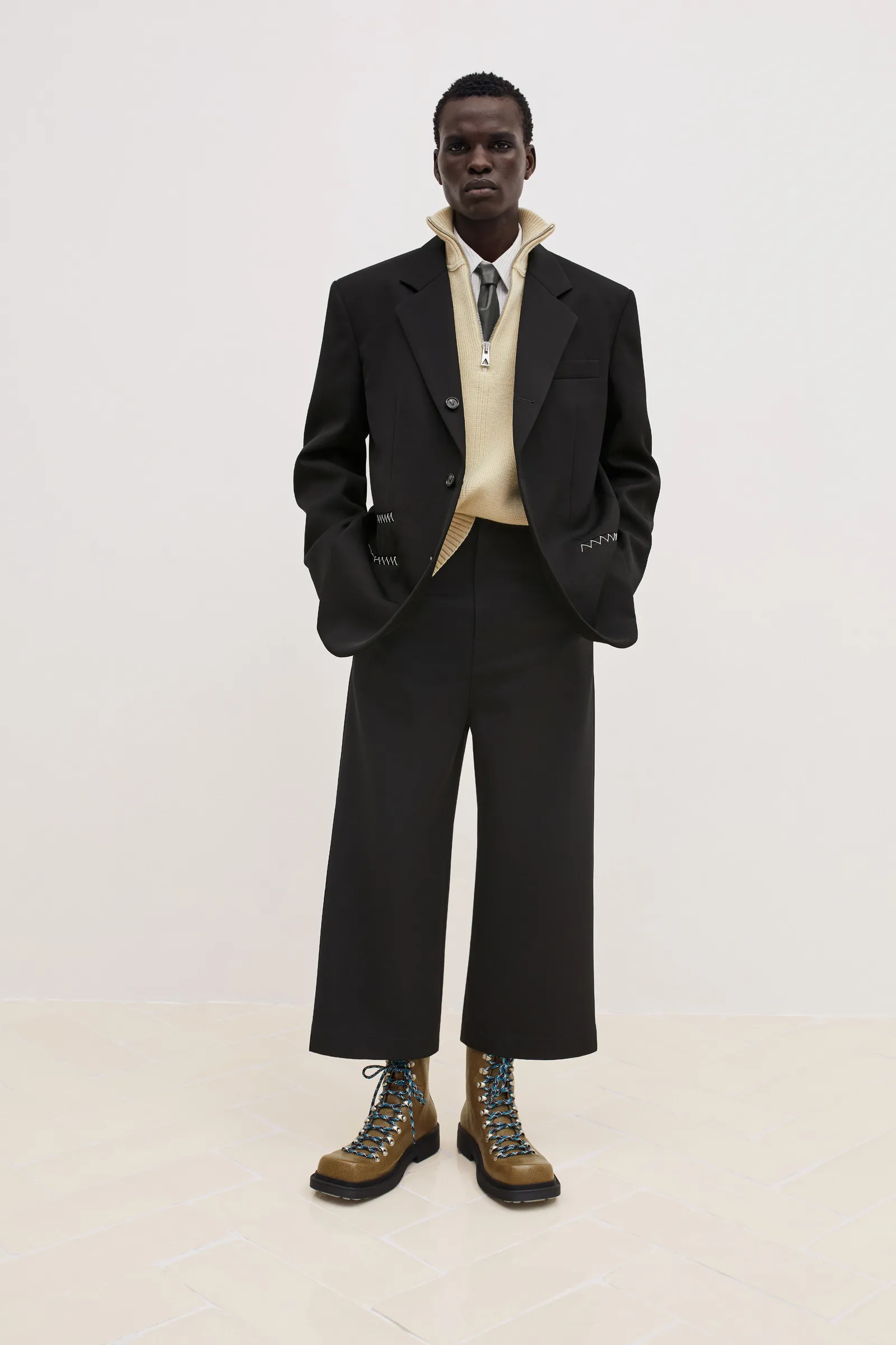 00016-bottega-veneta-resort-2024-credit-brand