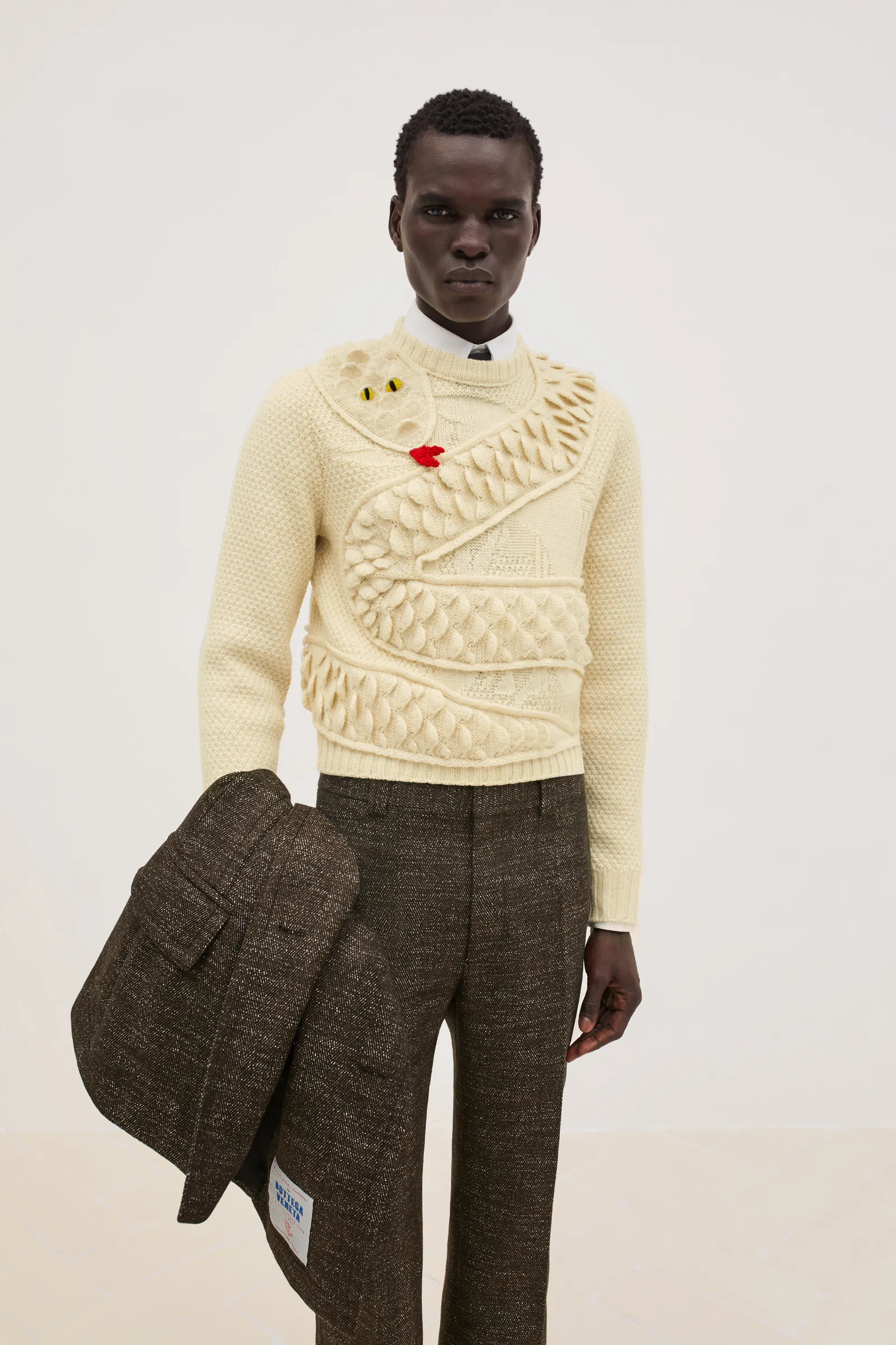 00025-bottega-veneta-resort-2024-credit-brand