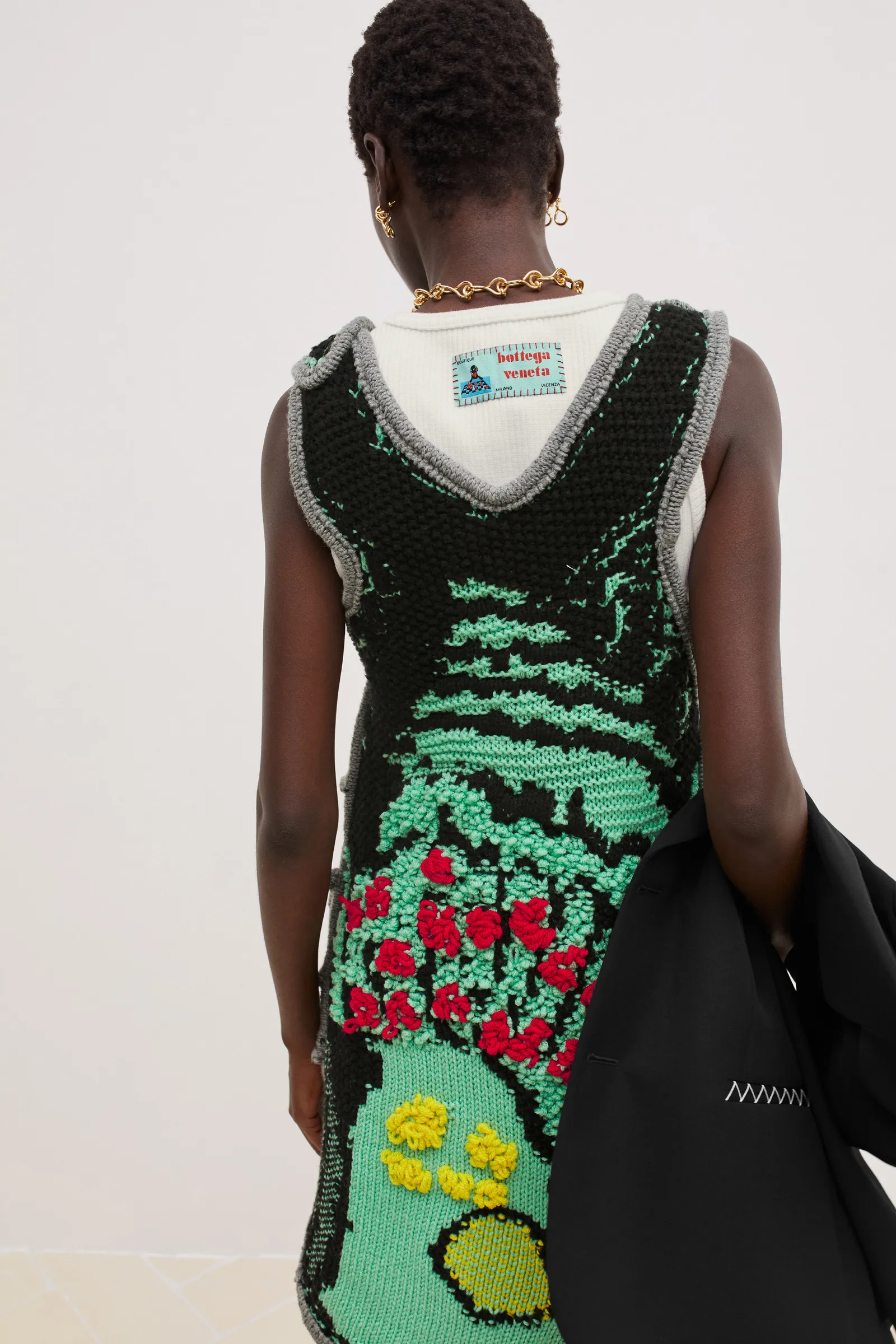 00042-bottega-veneta-resort-2024-credit-brand