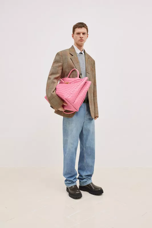 00019-bottega-veneta-resort-2024-credit-brand