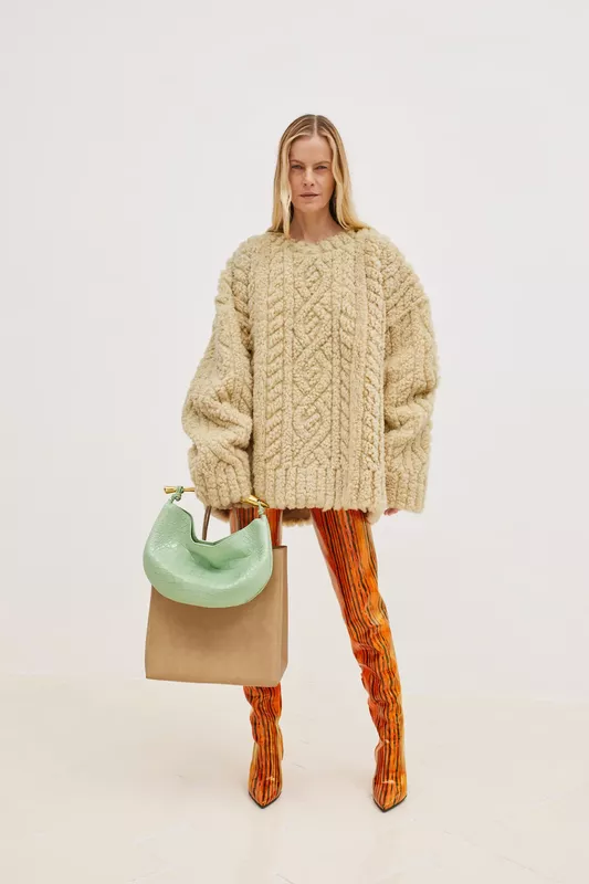 00022-bottega-veneta-resort-2024-credit-brand