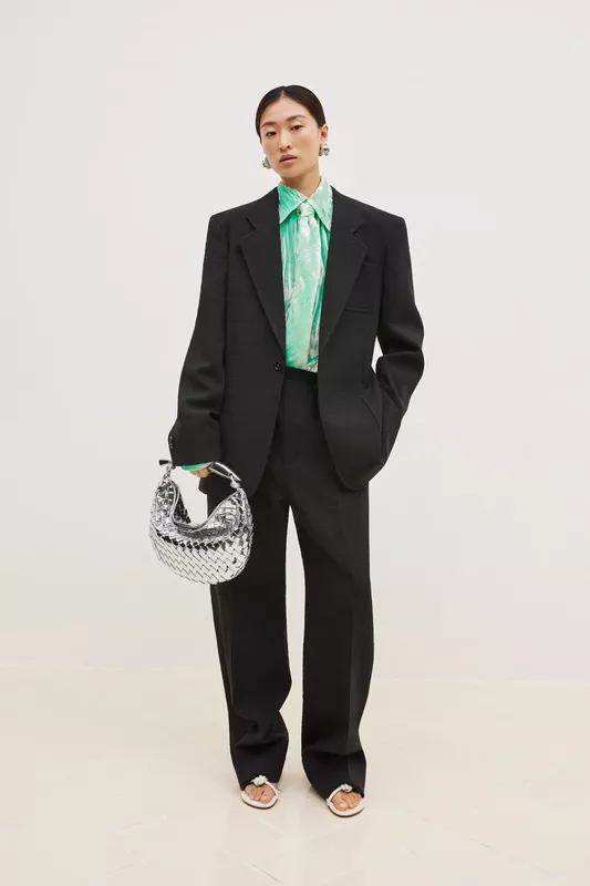 00066-bottega-veneta-resort-2024-credit-brand