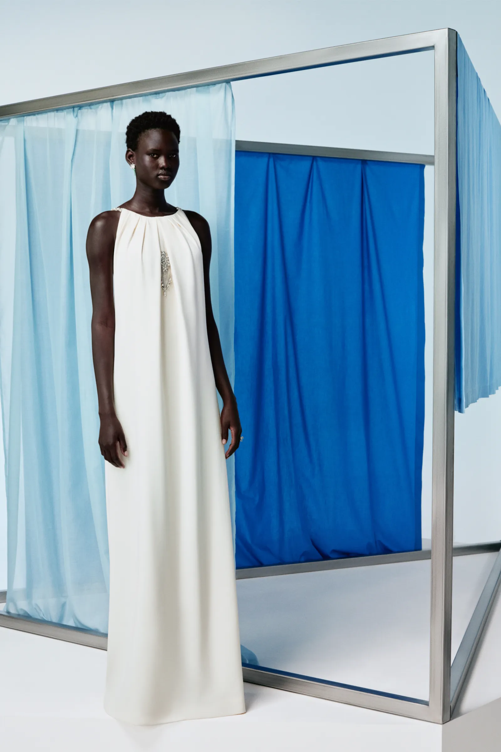 00022-givenchy-resort-2024-credit-brand