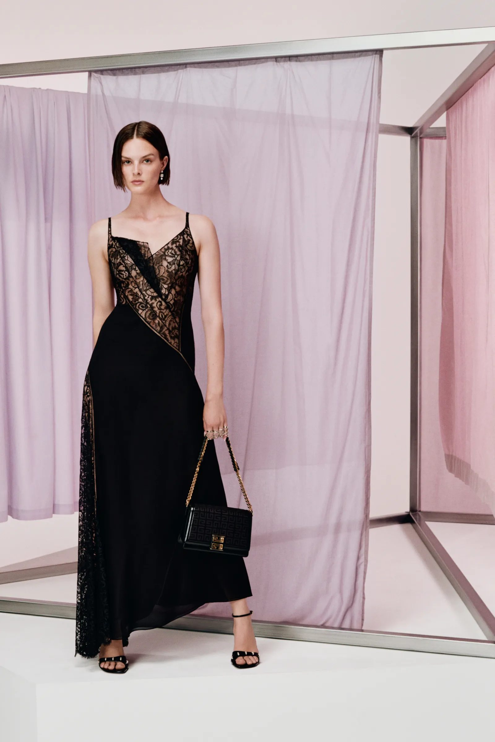 00023-givenchy-resort-2024-credit-brand