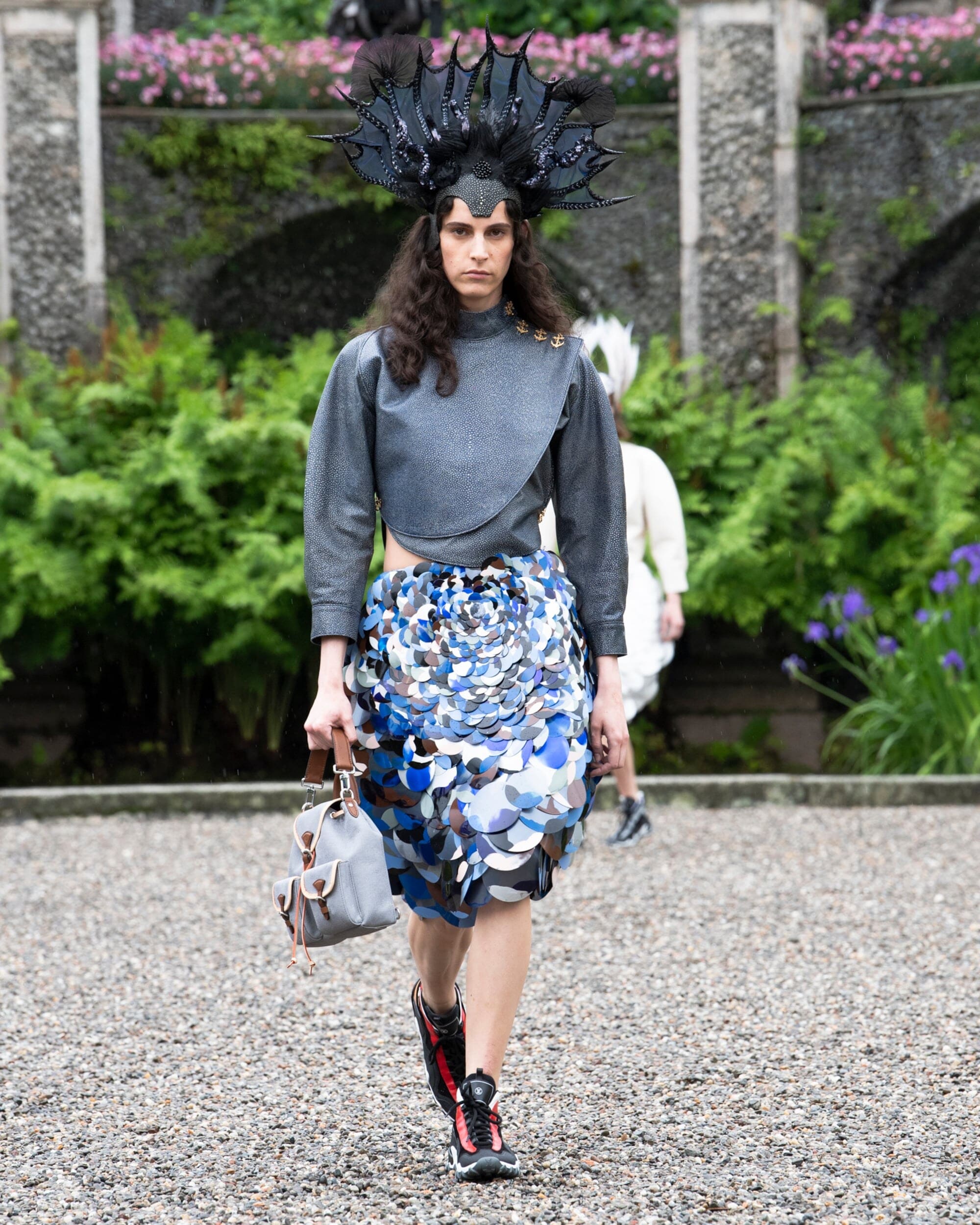 LVCRUISE24_RUNWAYLOOK_16