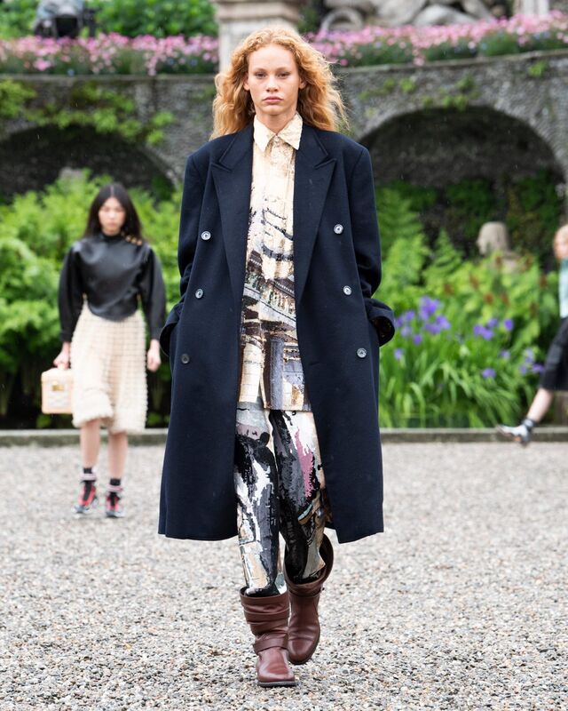 LVCRUISE24_RUNWAYLOOK_28