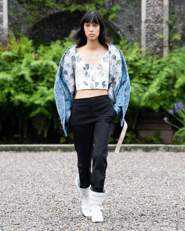 LVCRUISE24_RUNWAYLOOK_32