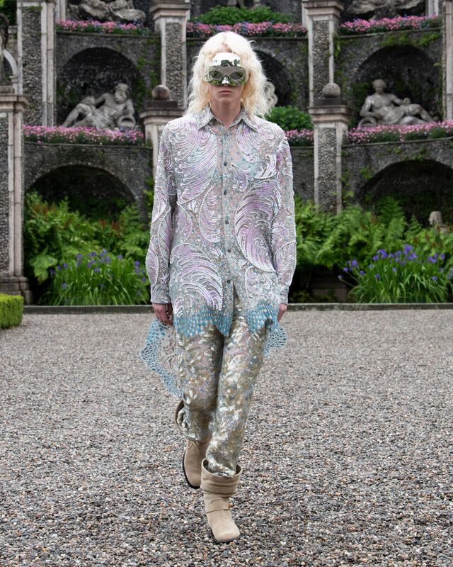 LVCRUISE24_RUNWAYLOOK_43