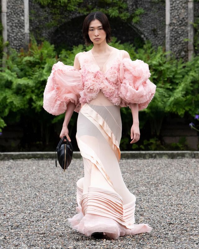 LVCRUISE24_RUNWAYLOOK_44