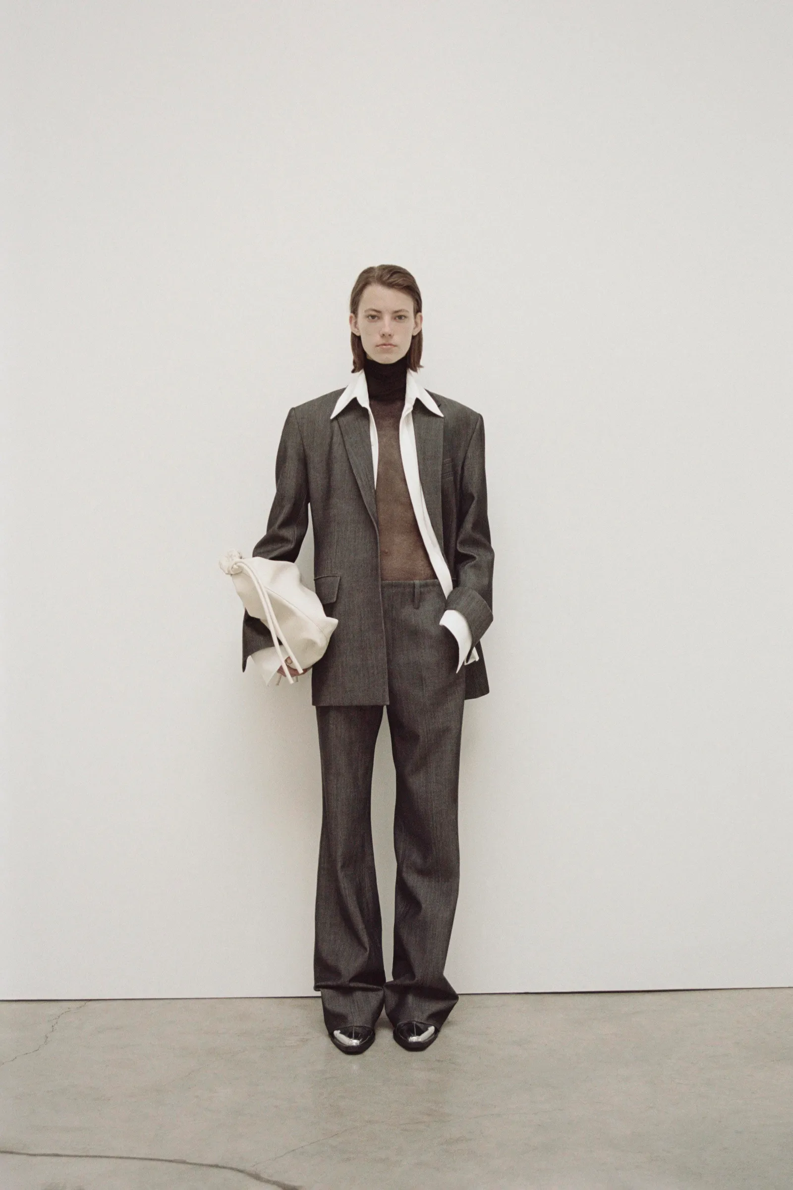 00001-proenza-schouler-resort-2024-credit-davit-giorgadze