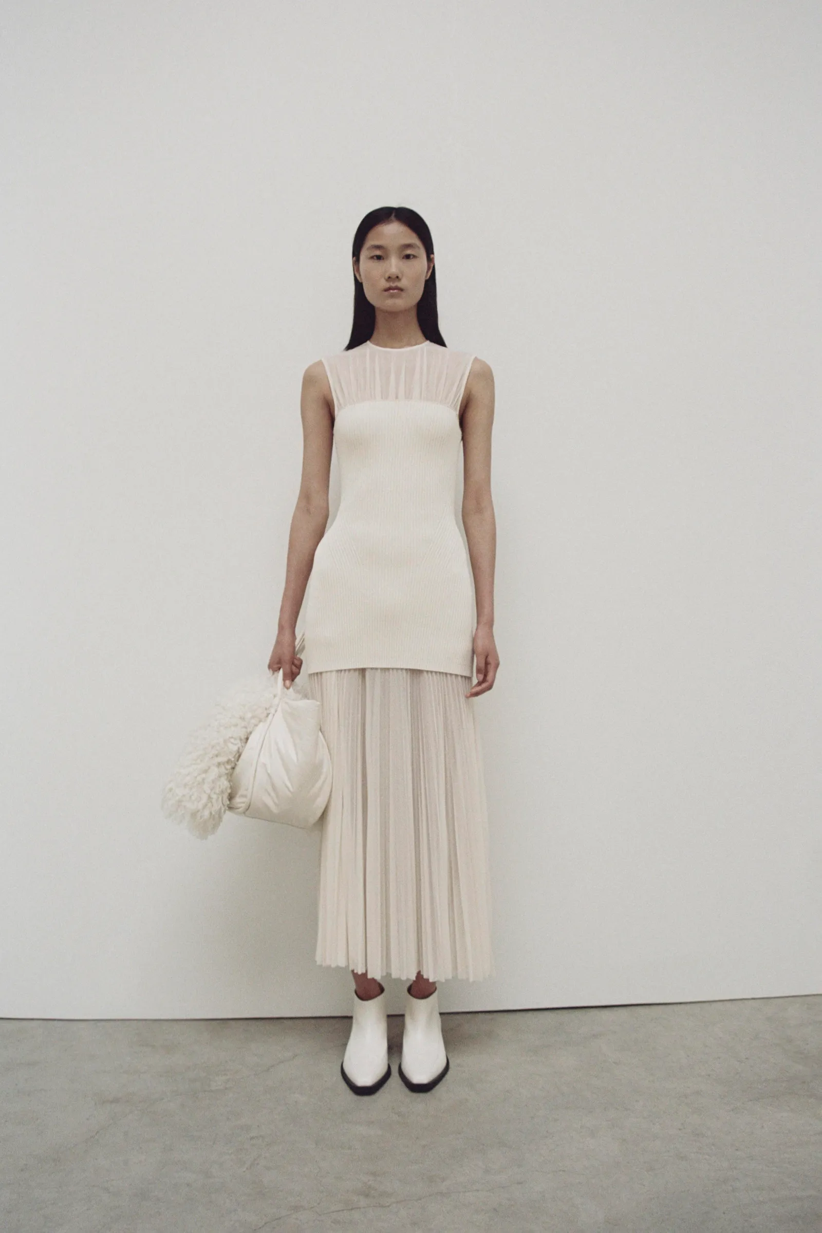 00016-proenza-schouler-resort-2024-credit-davit-giorgadze