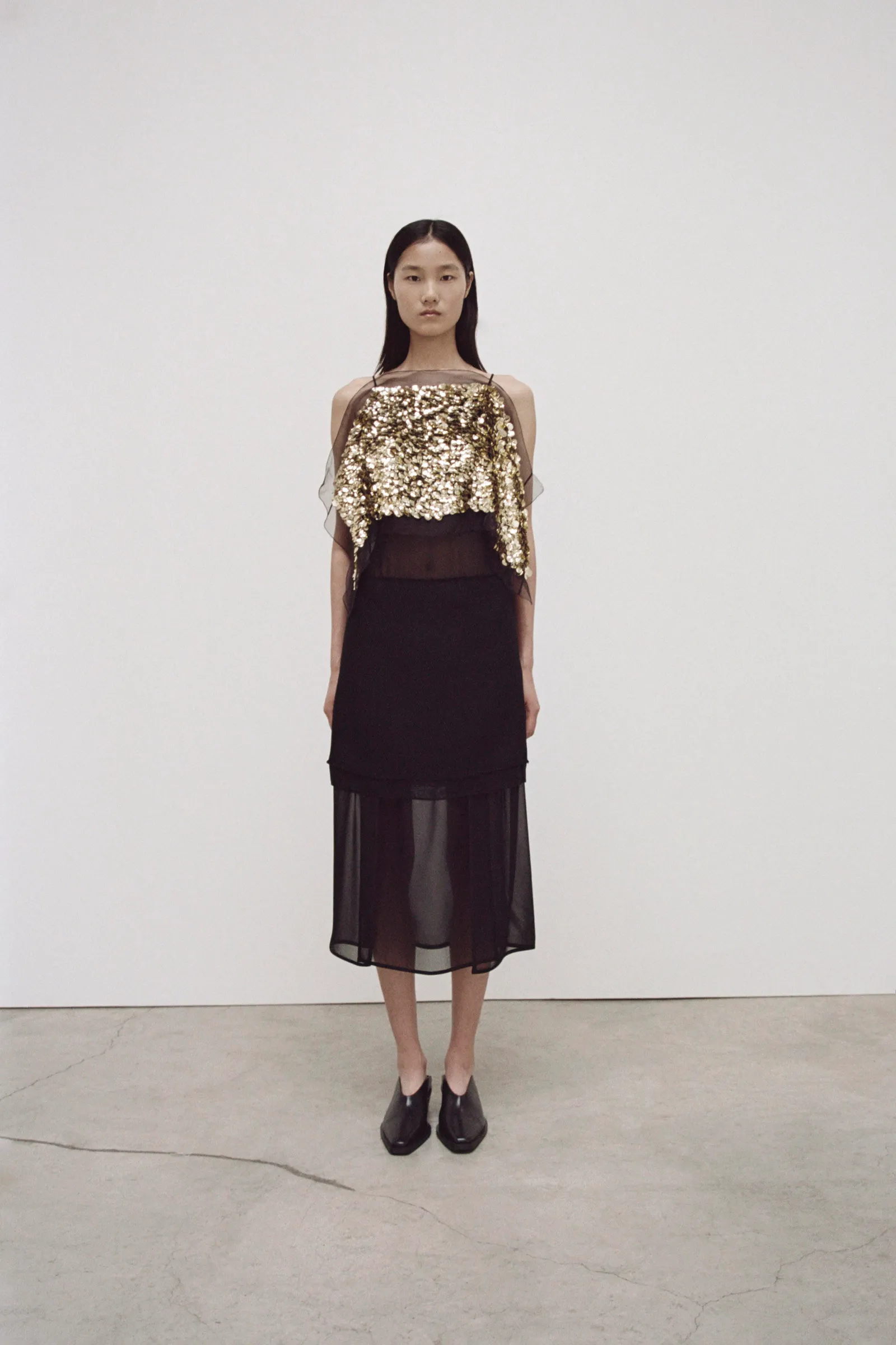 00025-proenza-schouler-resort-2024-credit-davit-giorgadze