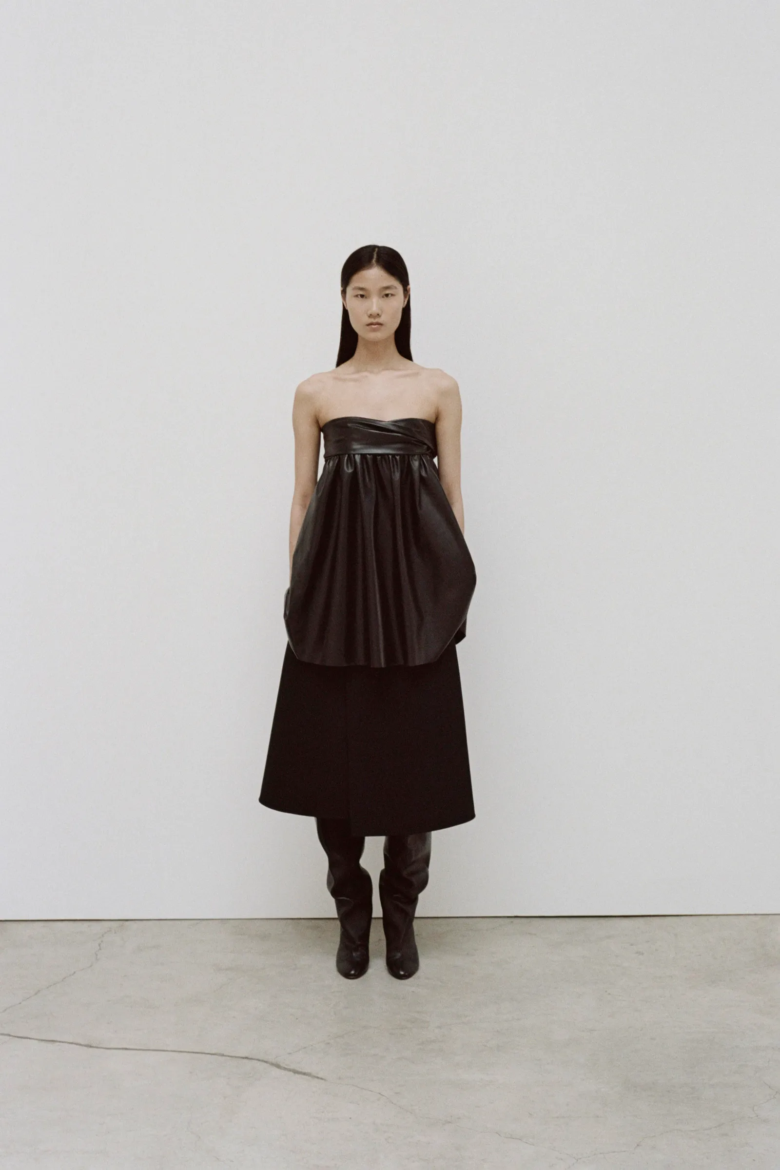 00026-proenza-schouler-resort-2024-credit-davit-giorgadze