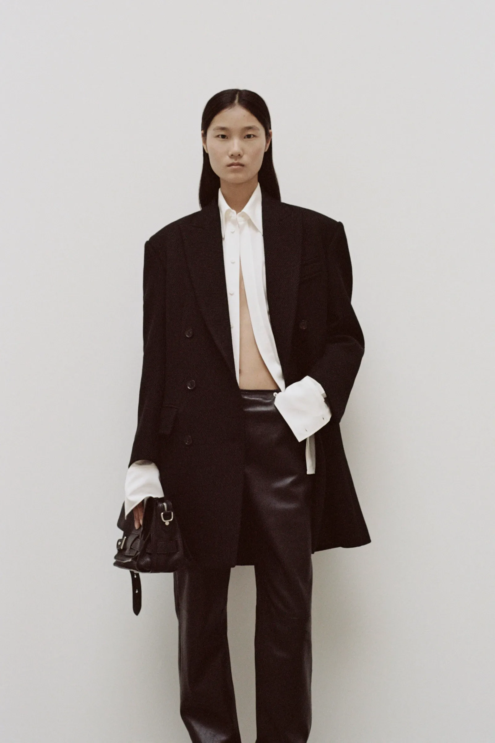 00027-proenza-schouler-resort-2024-credit-davit-giorgadze