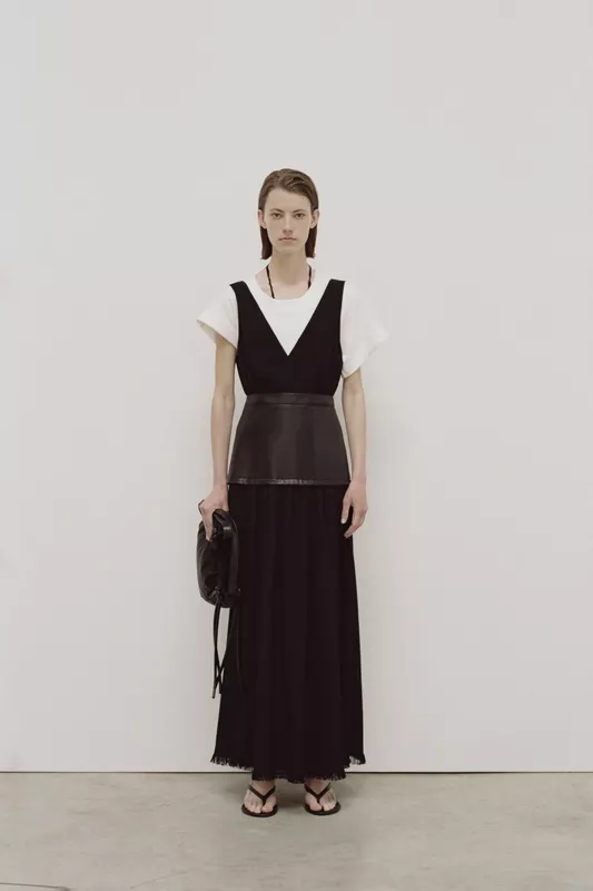 00002-proenza-schouler-resort-2024-credit-davit-giorgadze