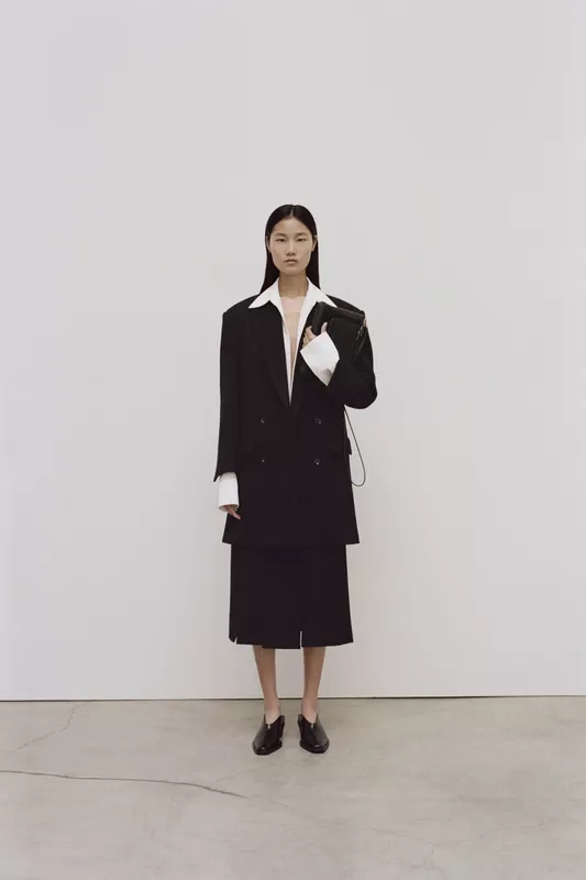 00004-proenza-schouler-resort-2024-credit-davit-giorgadze