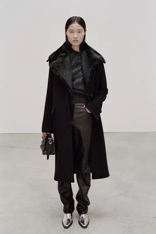 00011-proenza-schouler-resort-2024-credit-davit-giorgadze