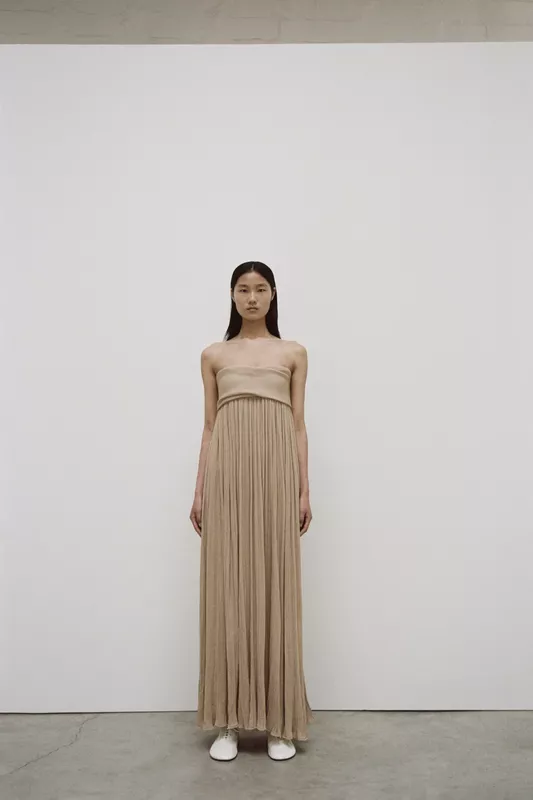 00021-proenza-schouler-resort-2024-credit-davit-giorgadze
