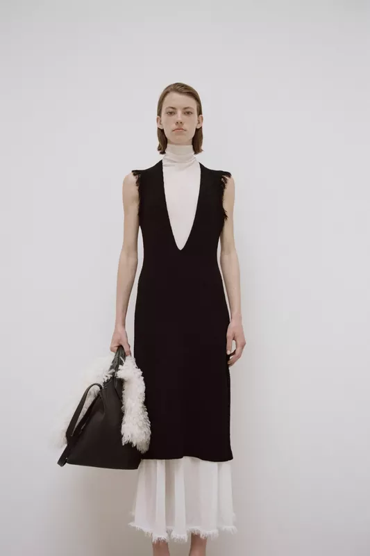 00024-proenza-schouler-resort-2024-credit-davit-giorgadze