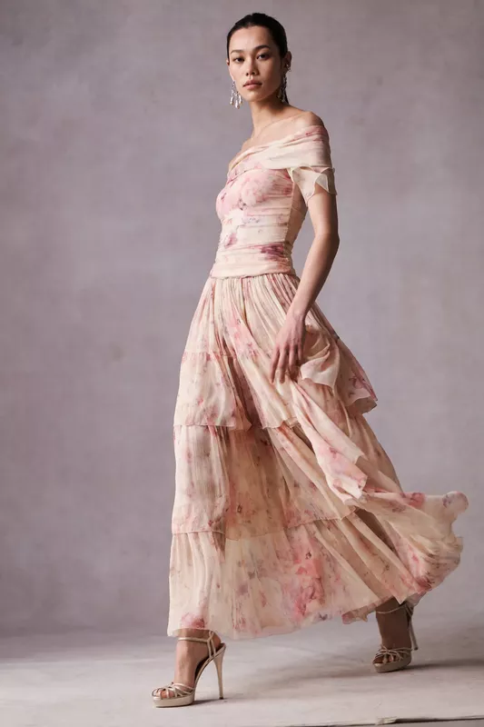 00024-ralph-lauren-resort-2024-credit-brand