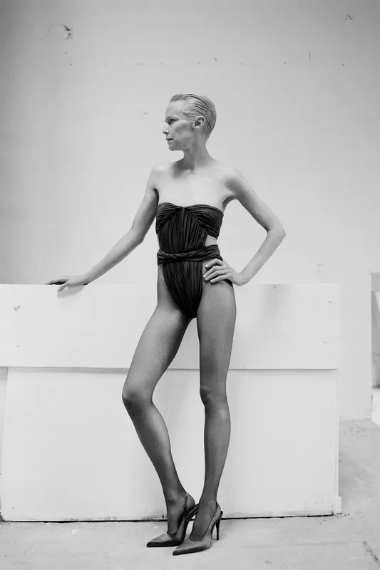 00037-saint-laurent-resort-2024-credit-brand