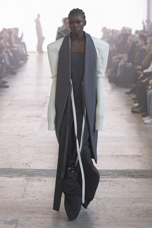 Rick Owens PO F25 009