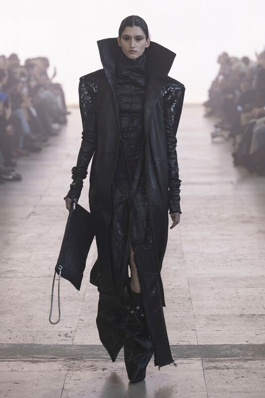 Rick Owens PO F25 017