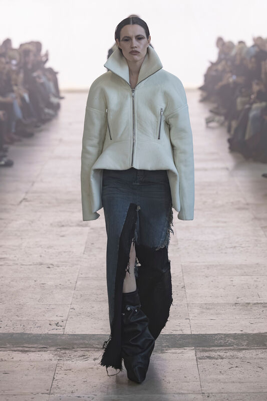 Rick Owens PO F25 023