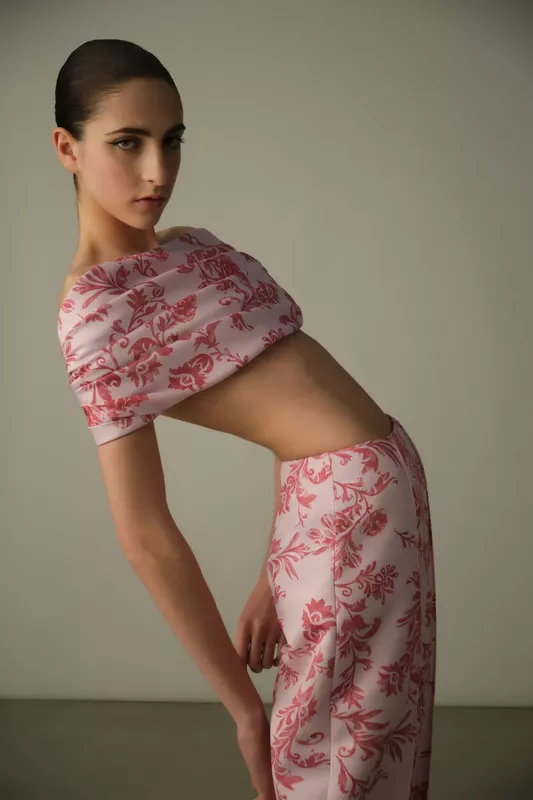 00004-emilia-wickstead-pre-fall-2025-credit-brand