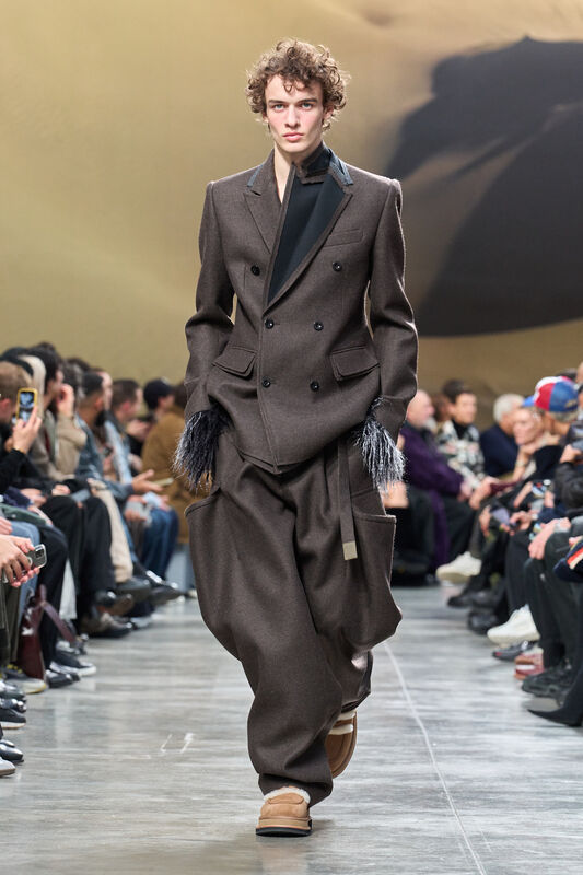 Sacai m F25 007