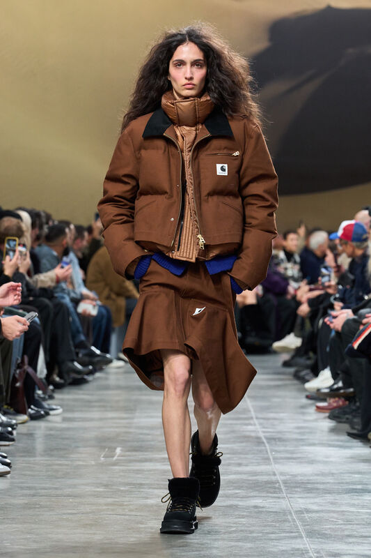 Sacai m F25 024
